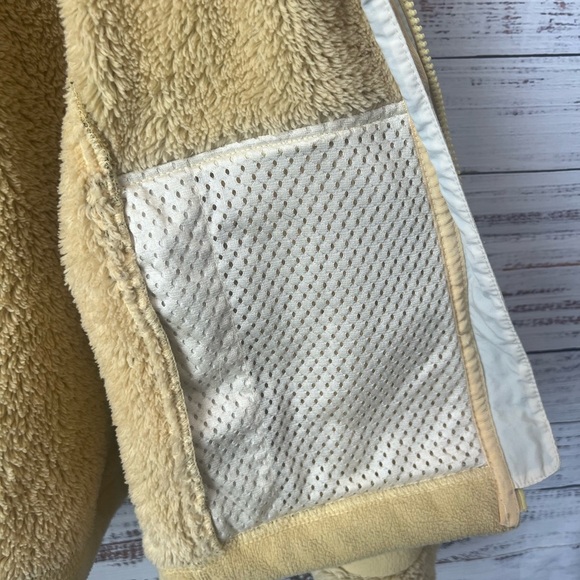 PATAGONIA-WOMENS SYNCHILLA SHEARLING JACKET - Picture 12 of 14